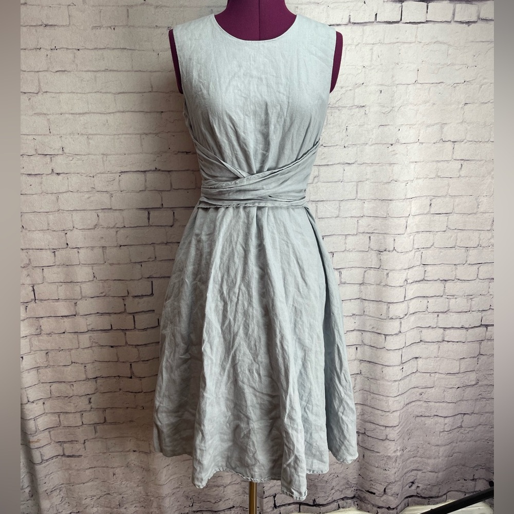 Malvin I love linen size small or 6 light blue gray linen blend dress